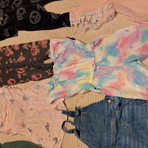 Romper & PJ bundle - Picture 6 of 8